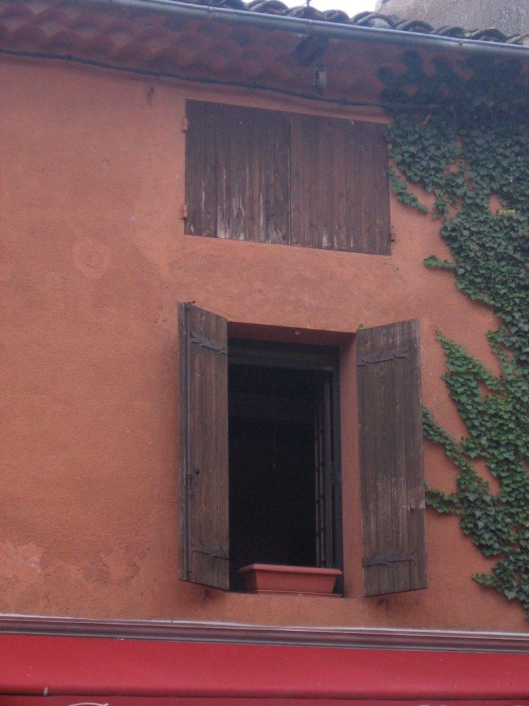 ockerfarbene Häuser in Roussillon